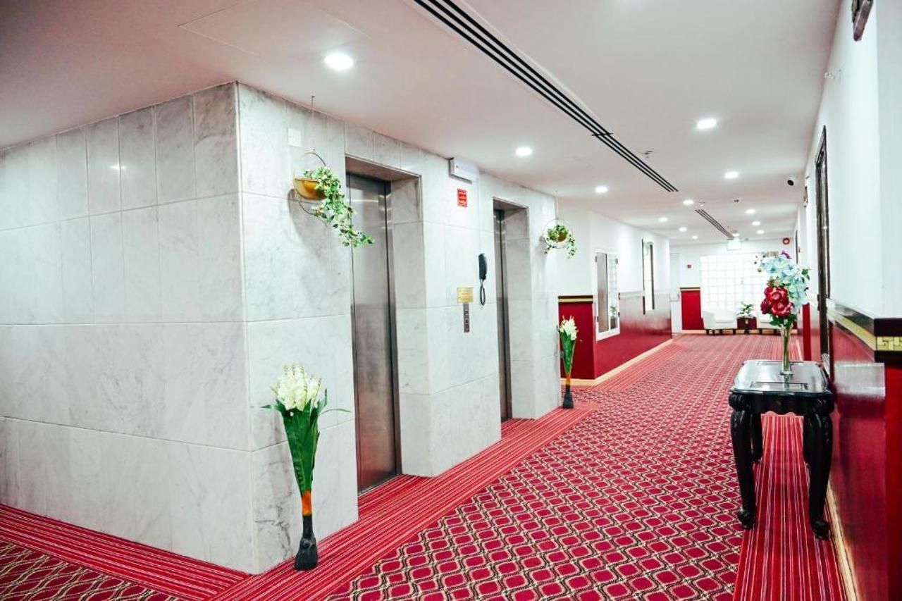 דובאי Ramee Guestline Hotel מראה חיצוני תמונה